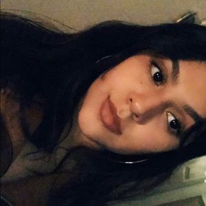 Meet your Posher, Frida